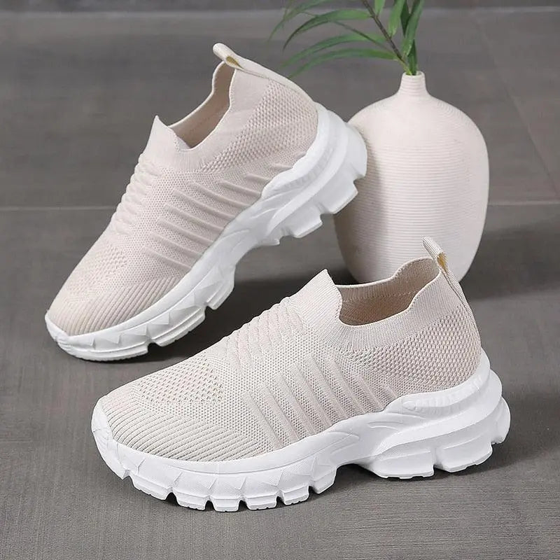 Women's Platform Casual Sneakers - D N A Fitness&Beauty